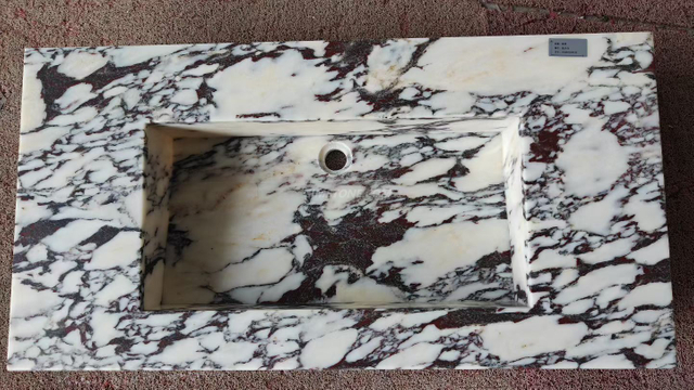 Calacatta Viola Countertop